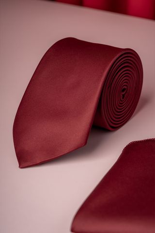 Su ve Leke Tutmayan 7 Cm Bordo Kravat ve Mendil Seti